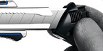 ЗУБР Титан-А, 18 мм, металлический обрезиненный нож с автостопом, Профессионал (09177)